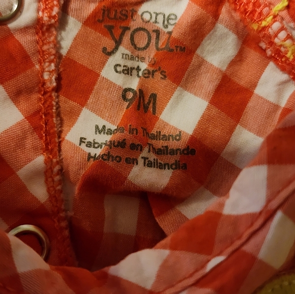 Carters 9 month romper - Picture 3 of 3